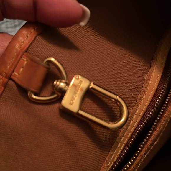 Louis Vuitton Bag - Picture 11 of 11